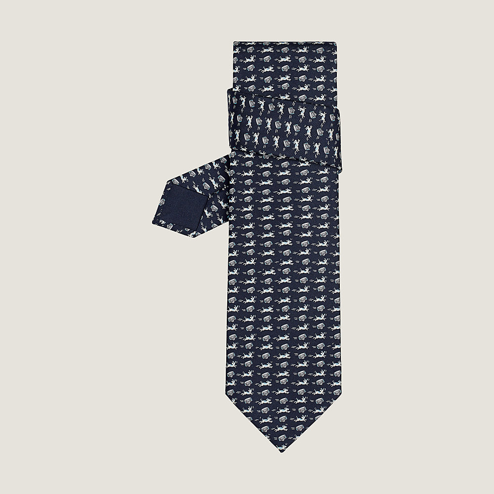 Tie with dogs clearance on it